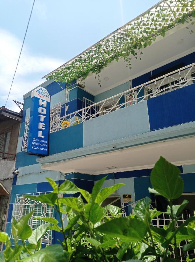 Casa Hotel Manco Mora 麦德林 外观 照片