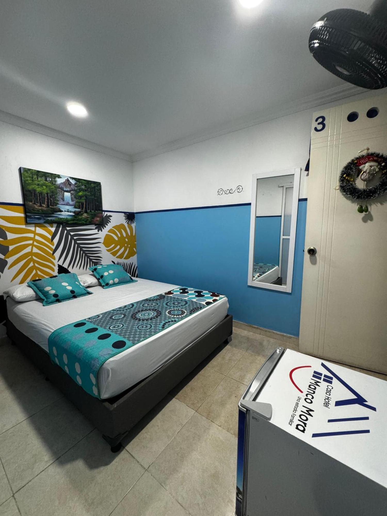 Casa Hotel Manco Mora 麦德林 外观 照片